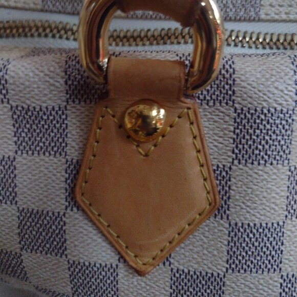 💯% authentic Louis Vuitton Saleya GM in da - Picture 10 of 16